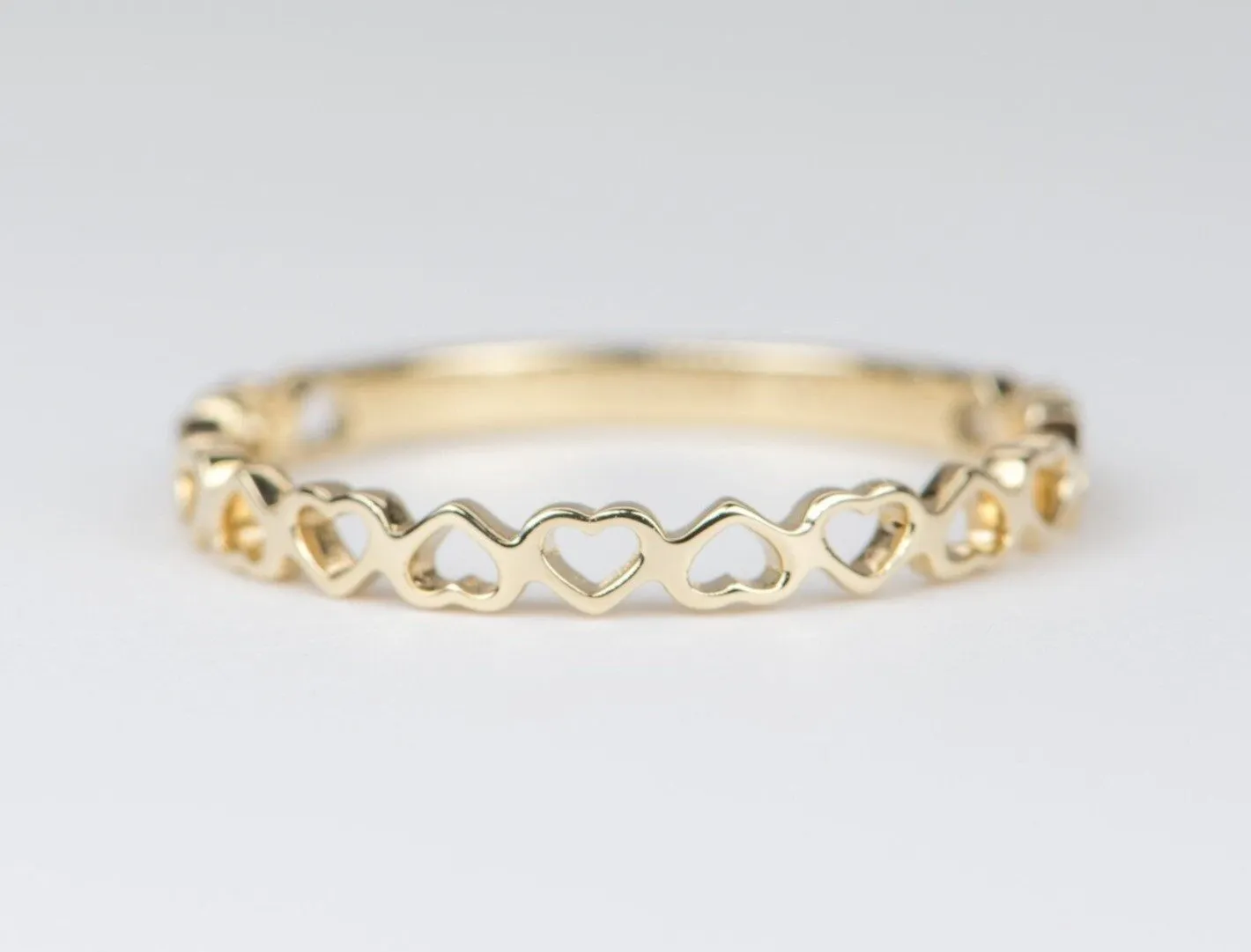 Alternating Heart 14K Gold Wedding Band M5006