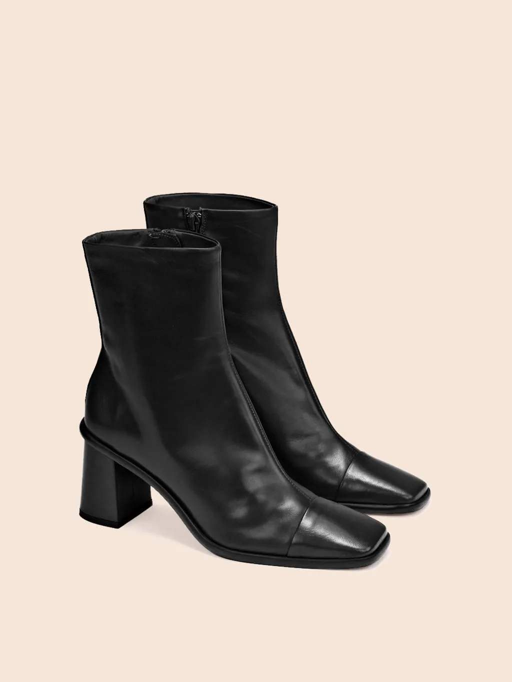 Avila Black Boot