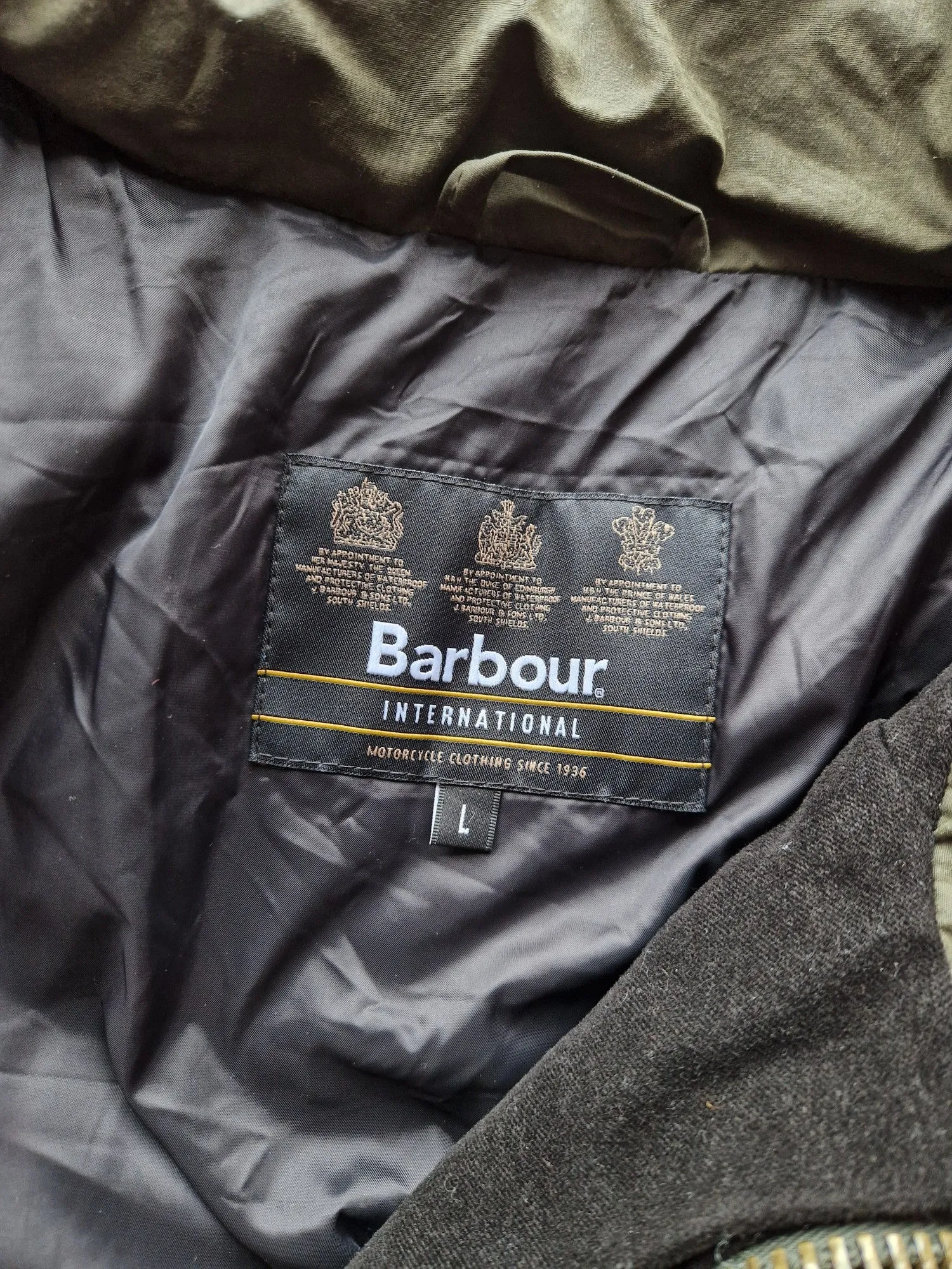 Barbour International Pivot Quilt Puffer Jacket - Size  Large