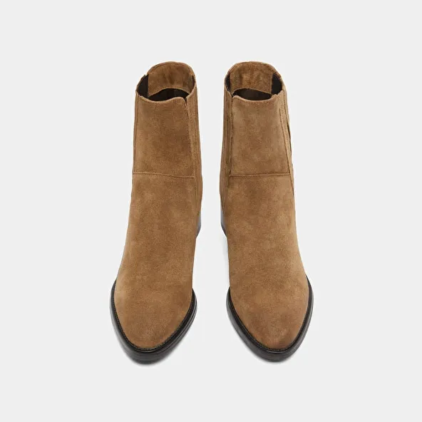 Boots with elastic band and square heel in taupe suede