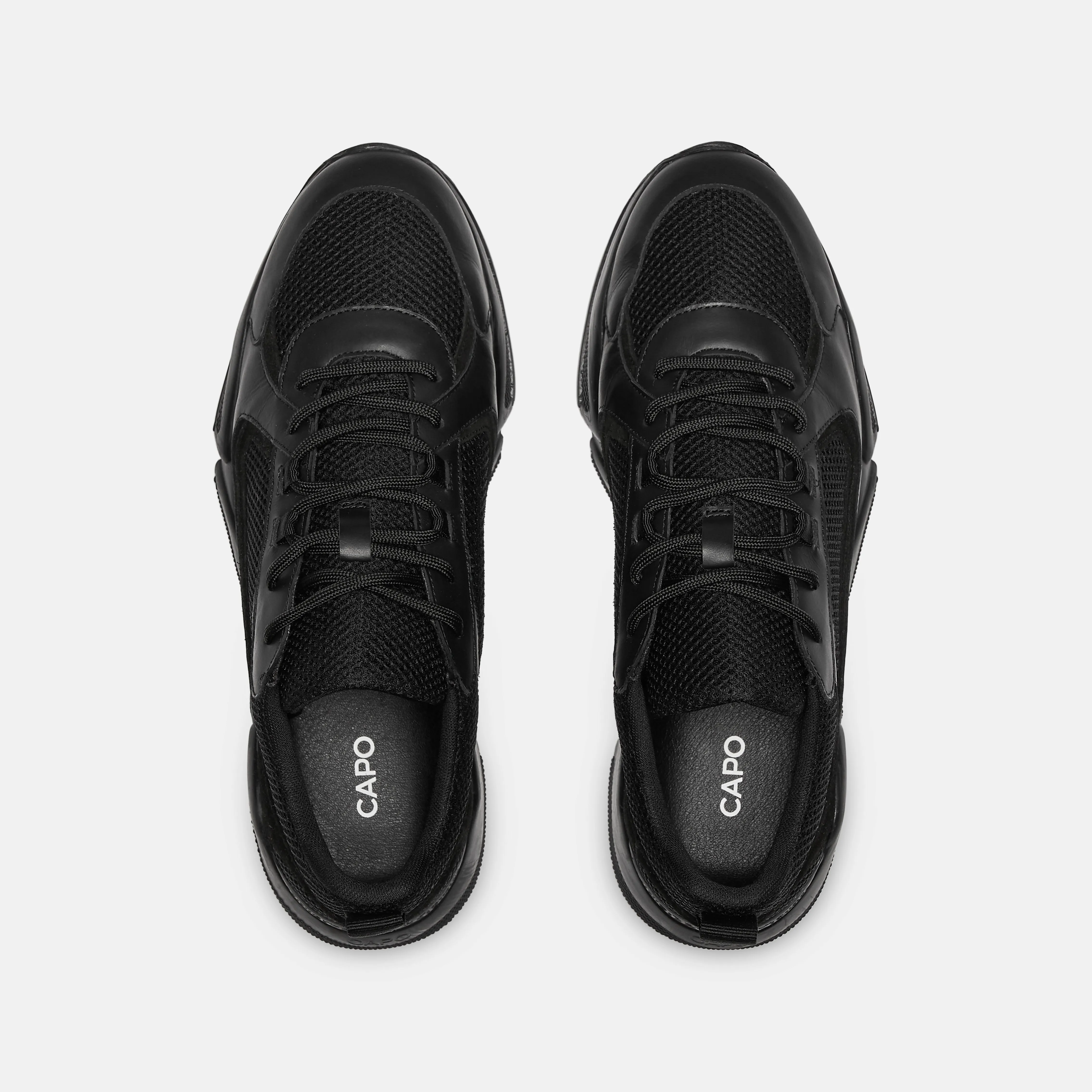 Capo RUNNER Trainer - Triple Black