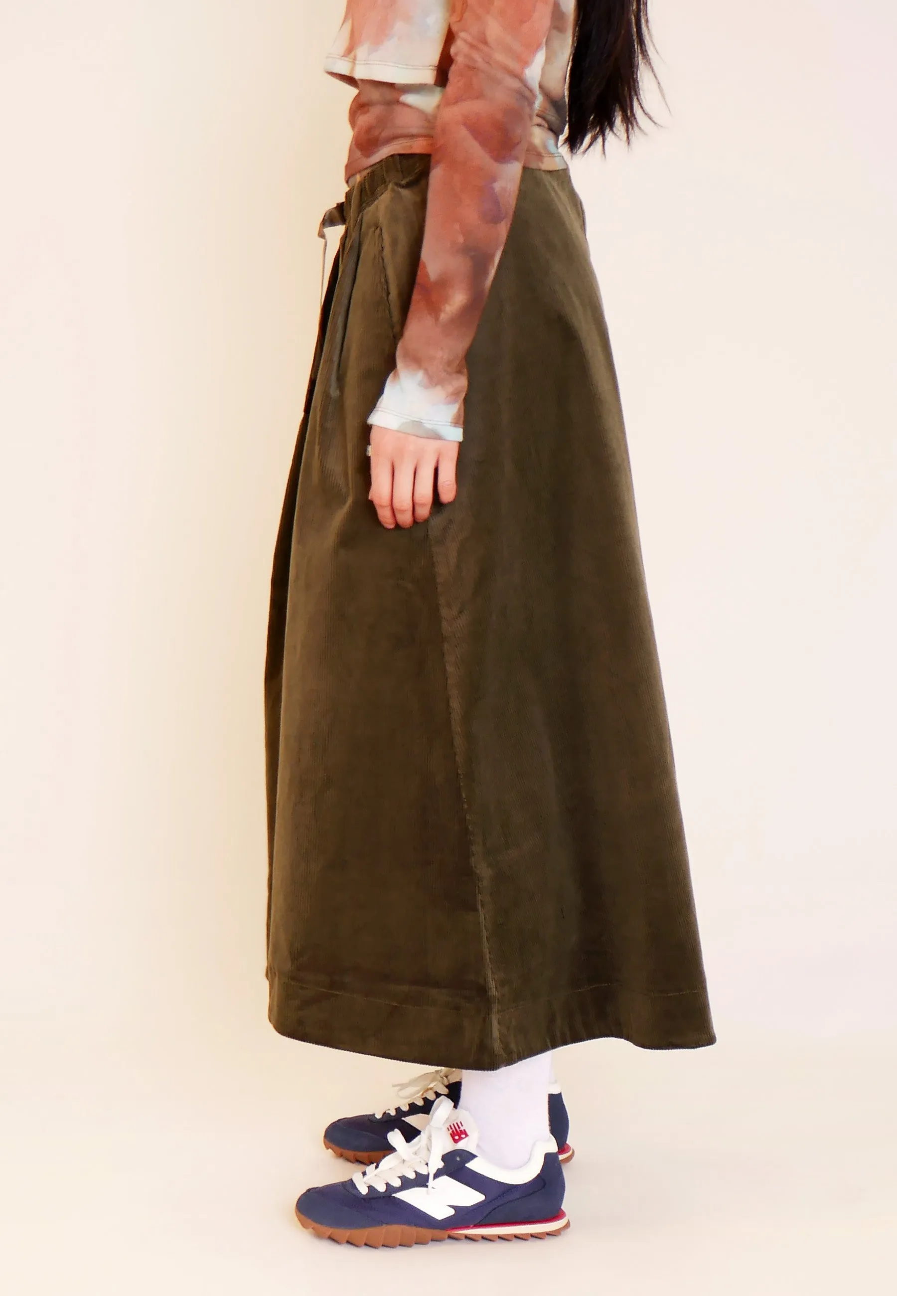 Corduroy Talecut Skirt - Olive