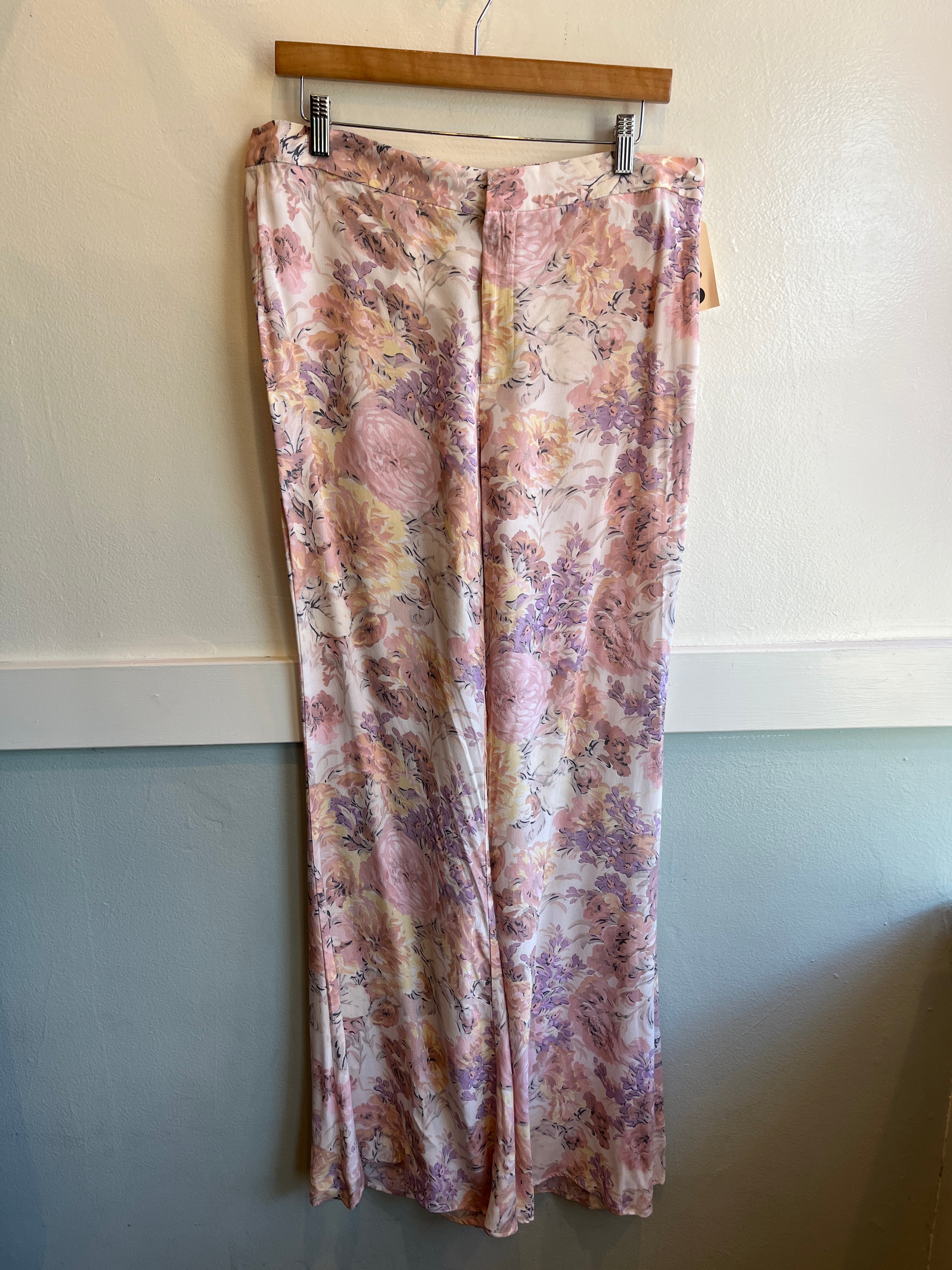 NWT Zara Size XL Pants