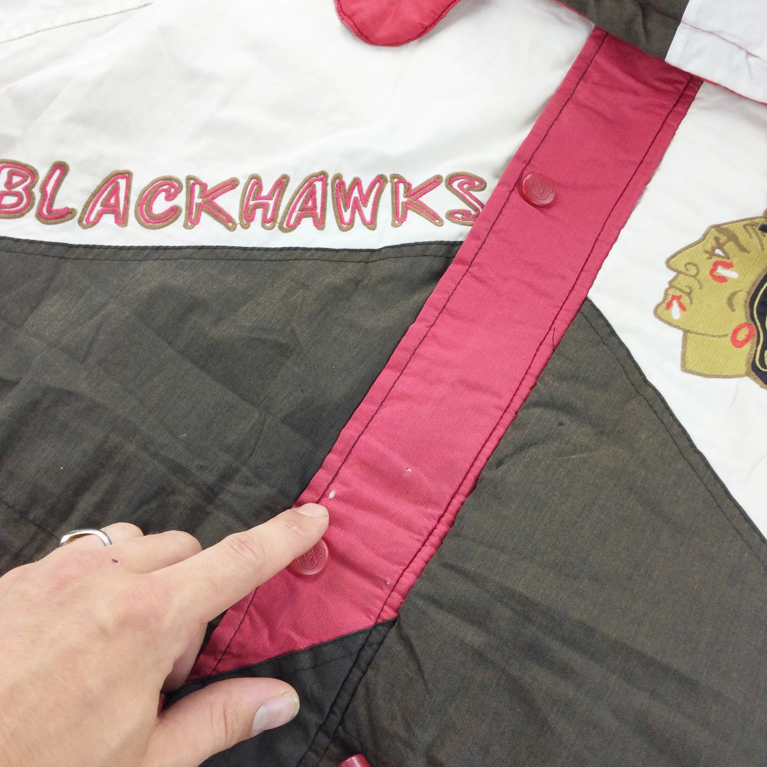 Pro Player Blackhawks 90s Coat - Medium