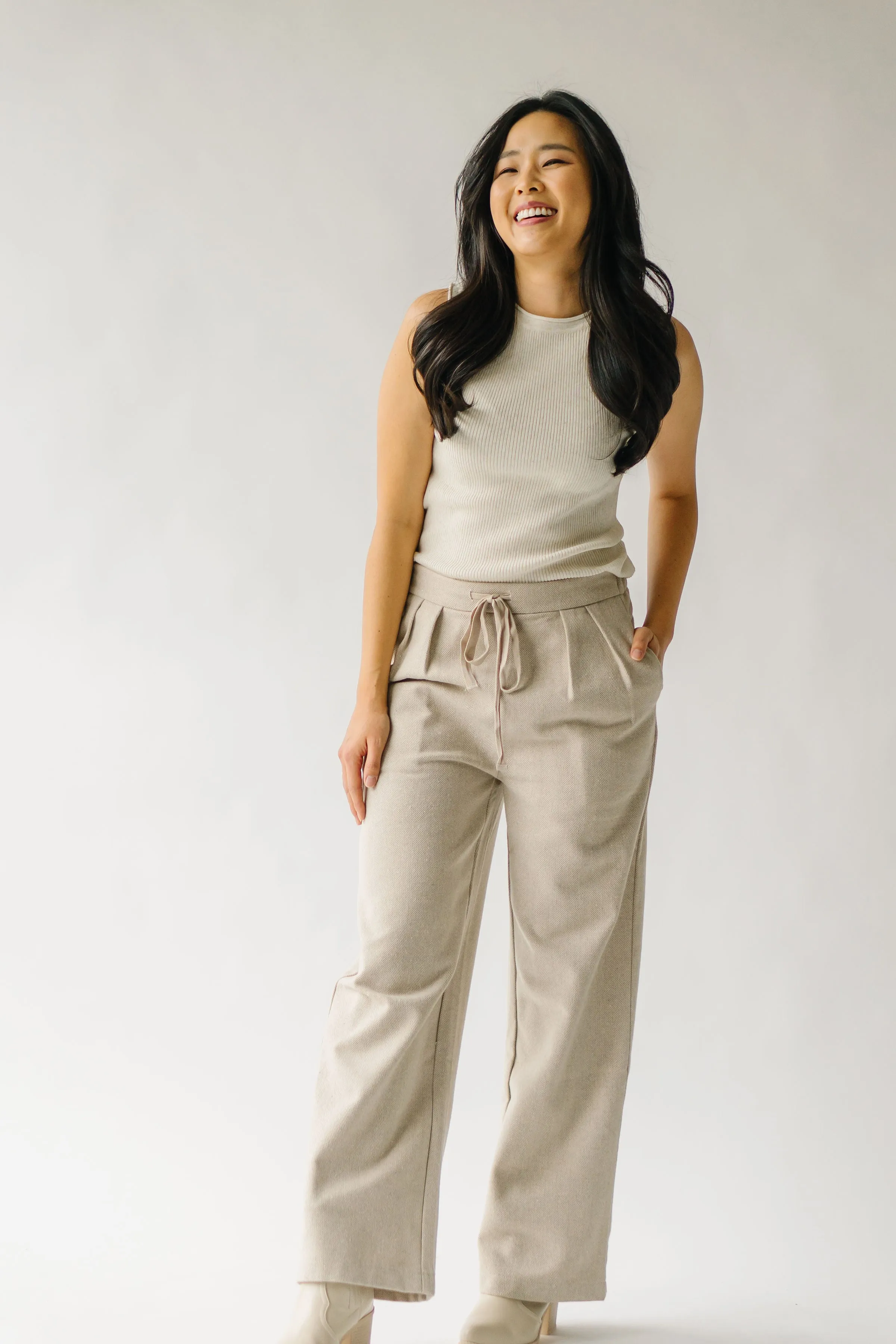 The Danielsen Pleated Pants in Heather Beige