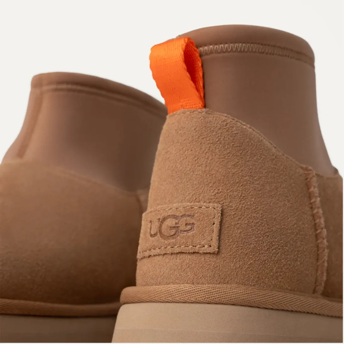 UGG Classic Mini Dipper Boot Chestnut 1168170